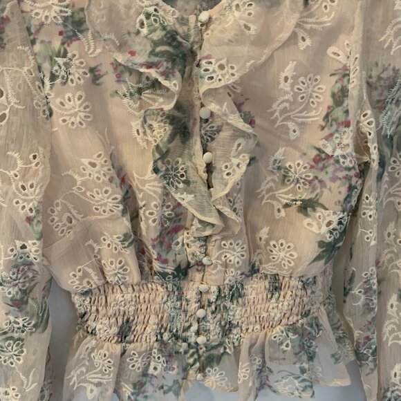 Guess XS Sheer Top with floral and lace pattern. - Picture 3 of 5